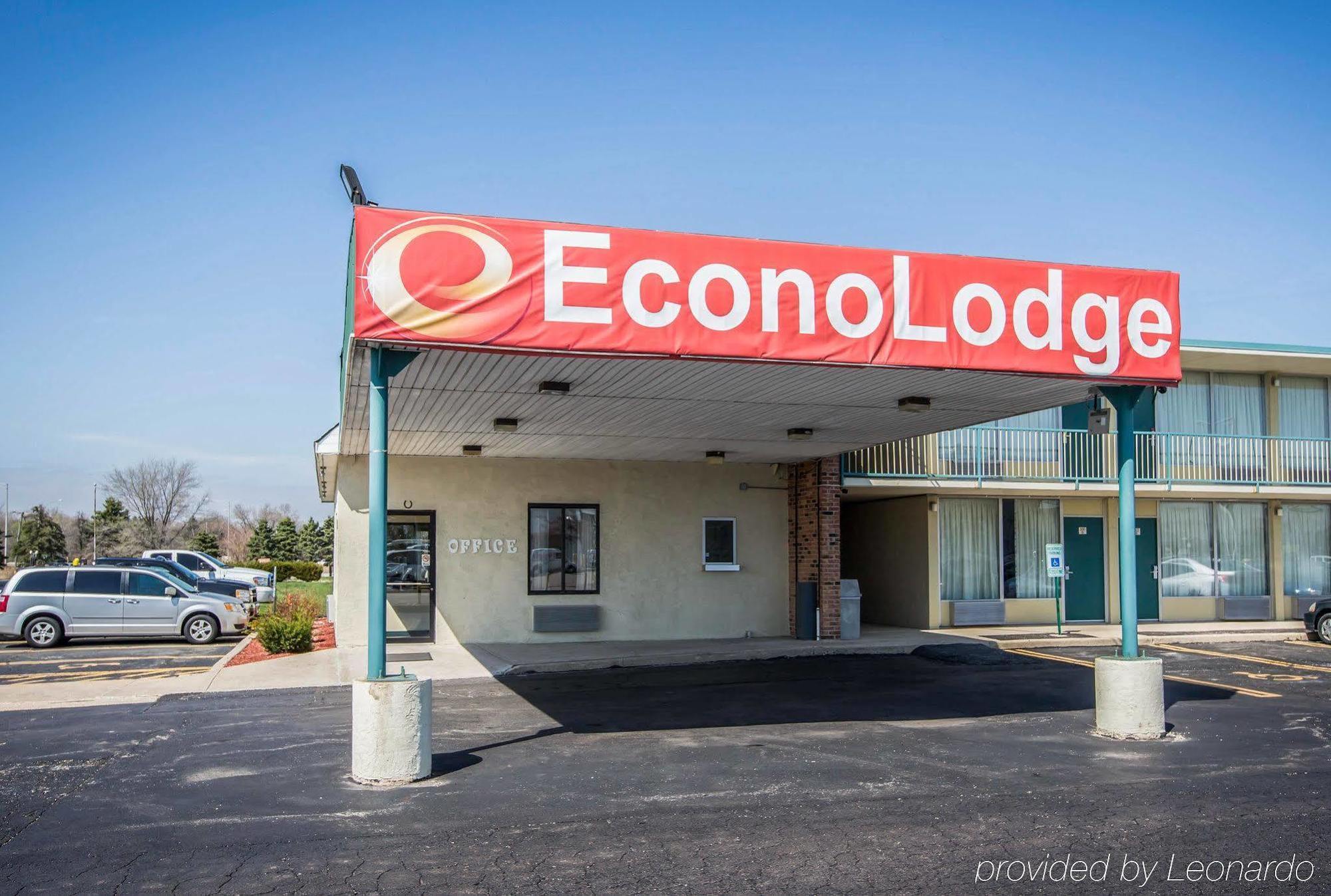 Econo Lodge Shorewood/Joliet Bagian luar foto